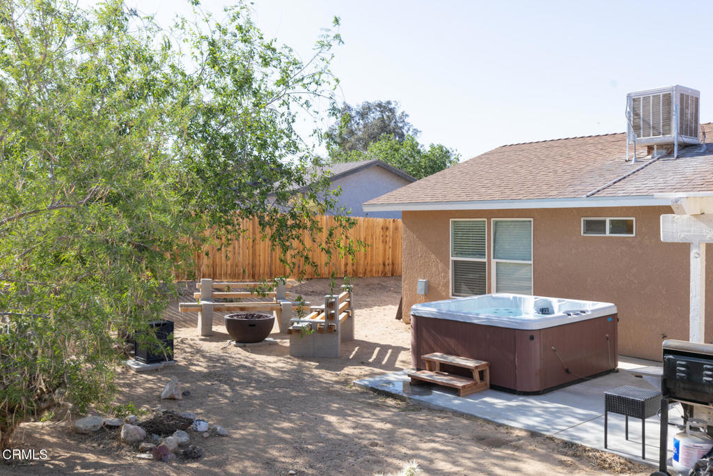 main property photo 14