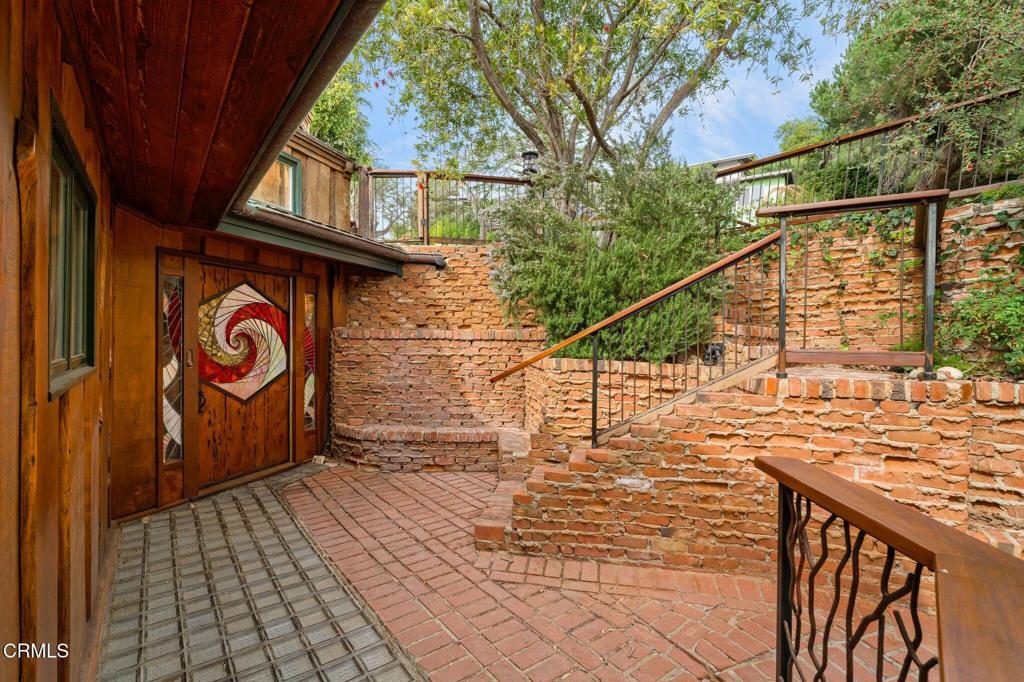 main property photo 17