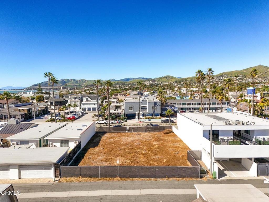 main property photo 11