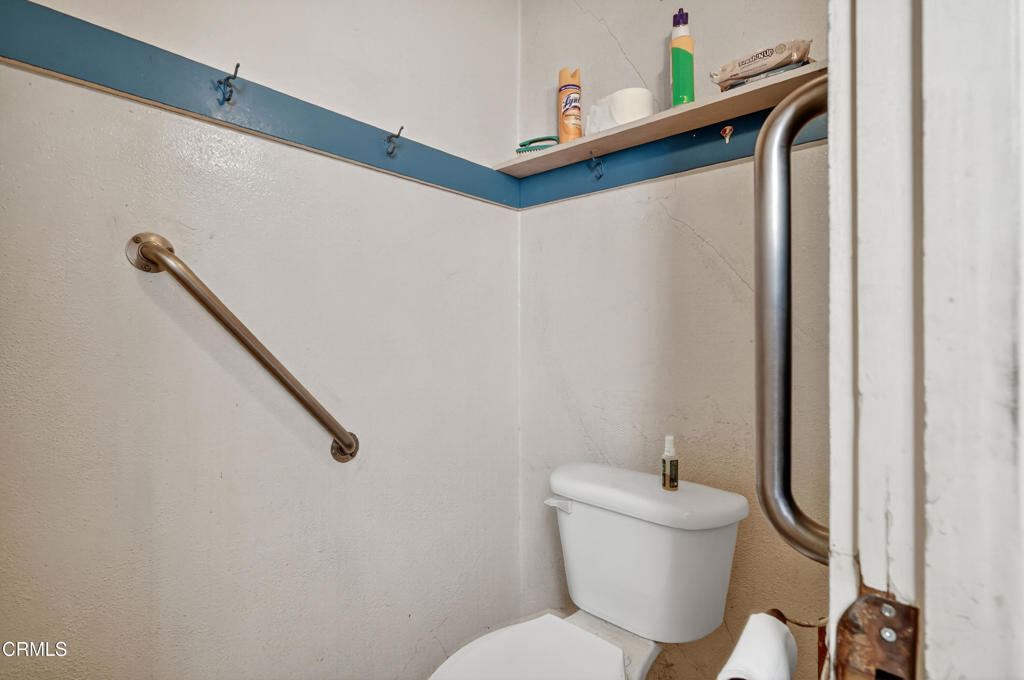 main property photo 14