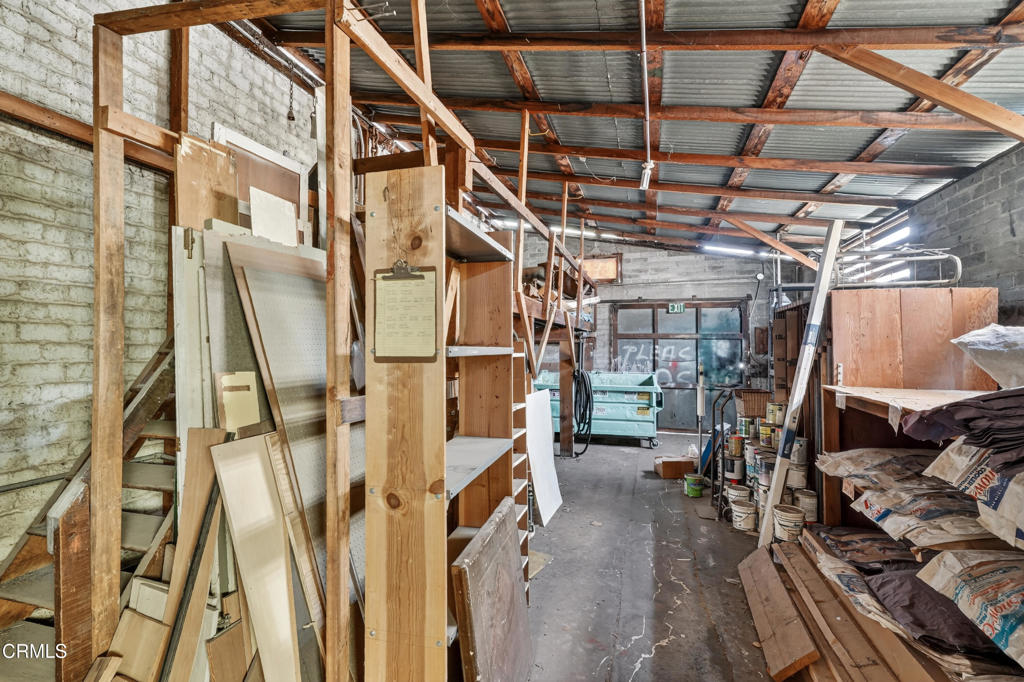 main property photo 22