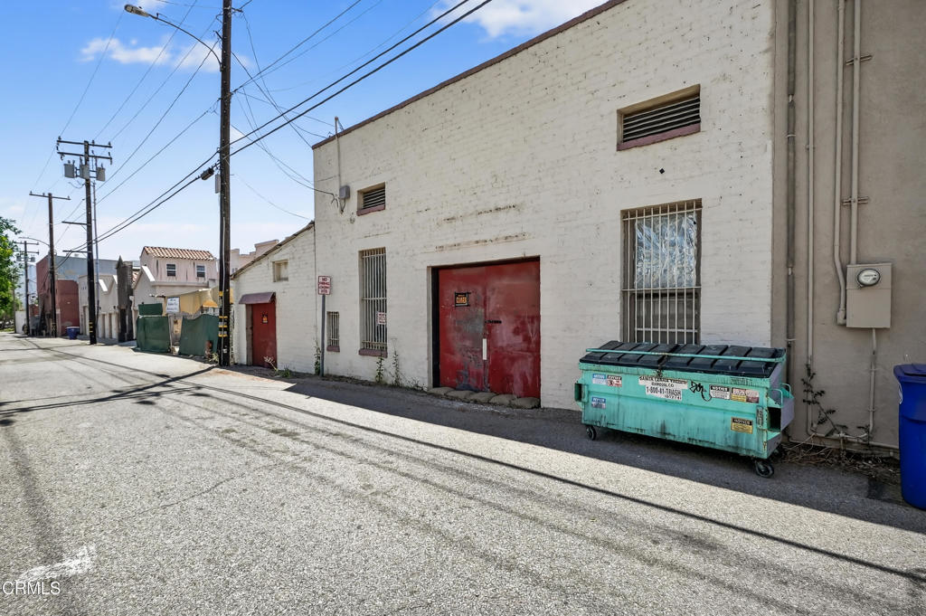 main property photo 34