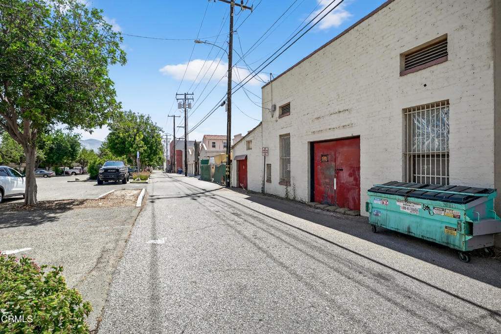 main property photo 36