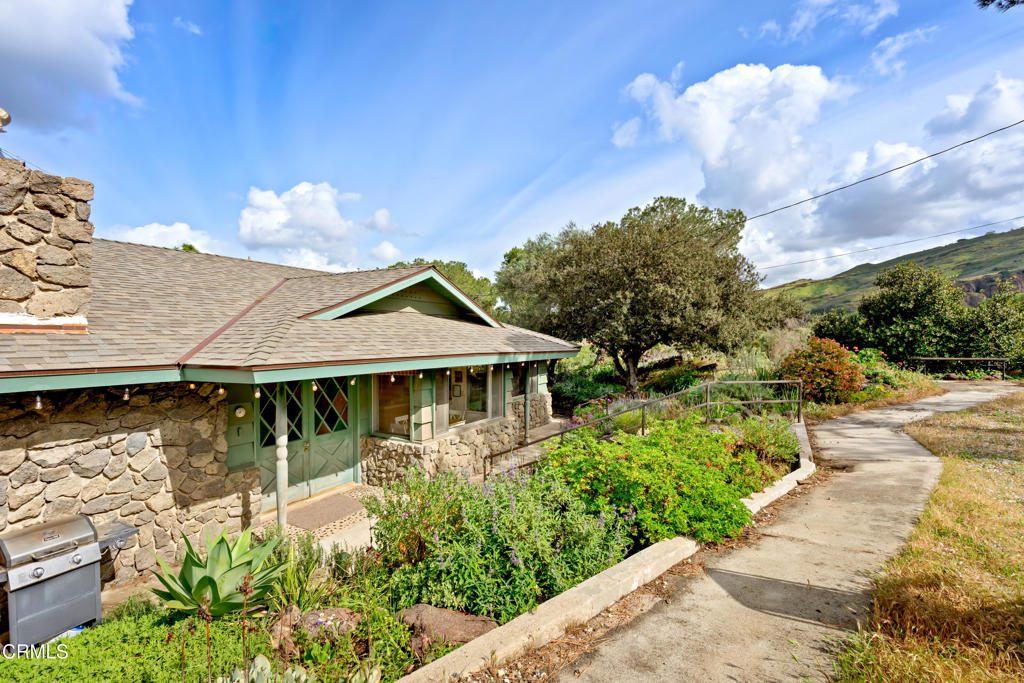 main property photo 25