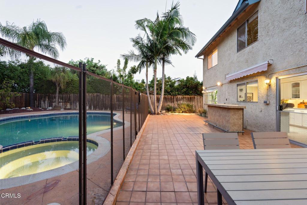main property photo 40