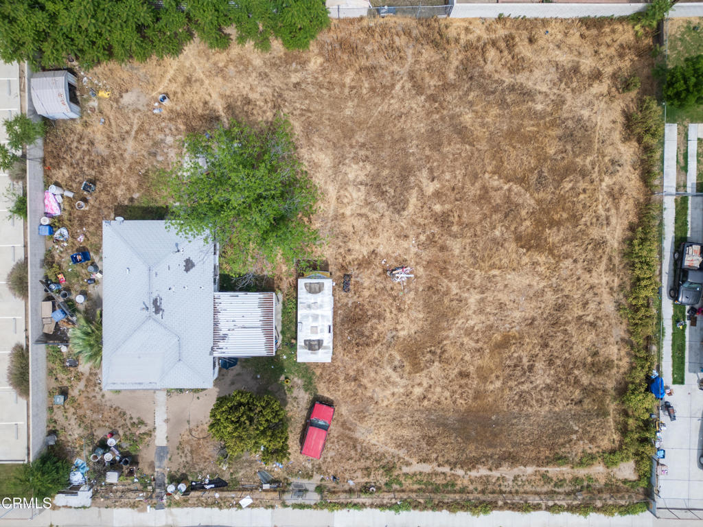 main property photo 15