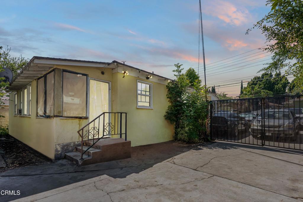 main property photo 13
