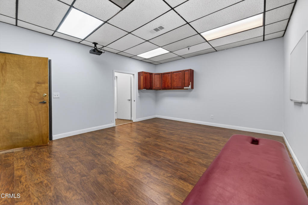 main property photo 15