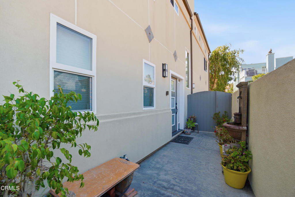 main property photo 73
