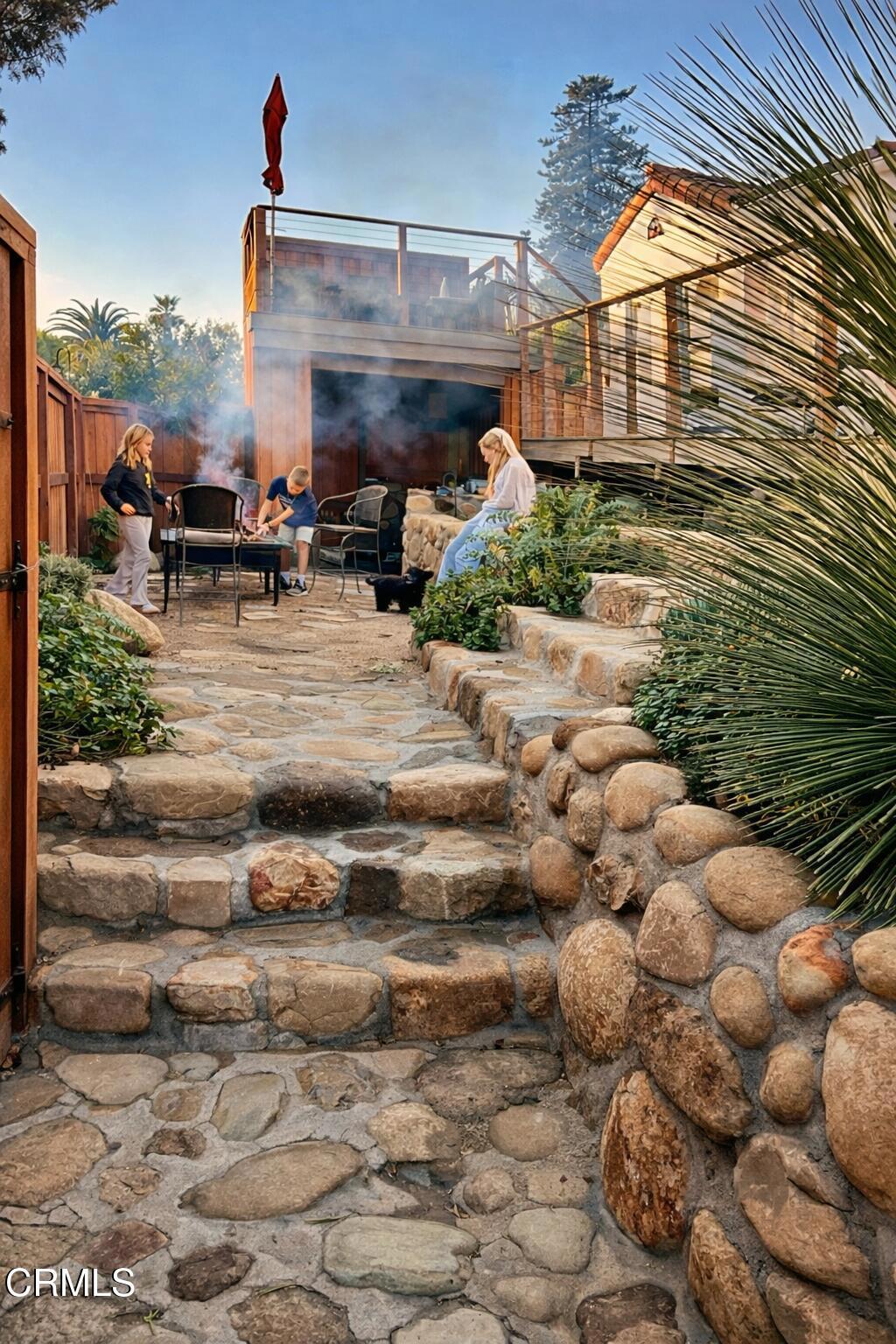 main property photo 28
