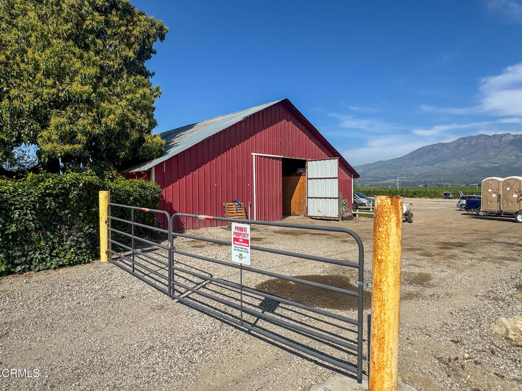 main property photo 13