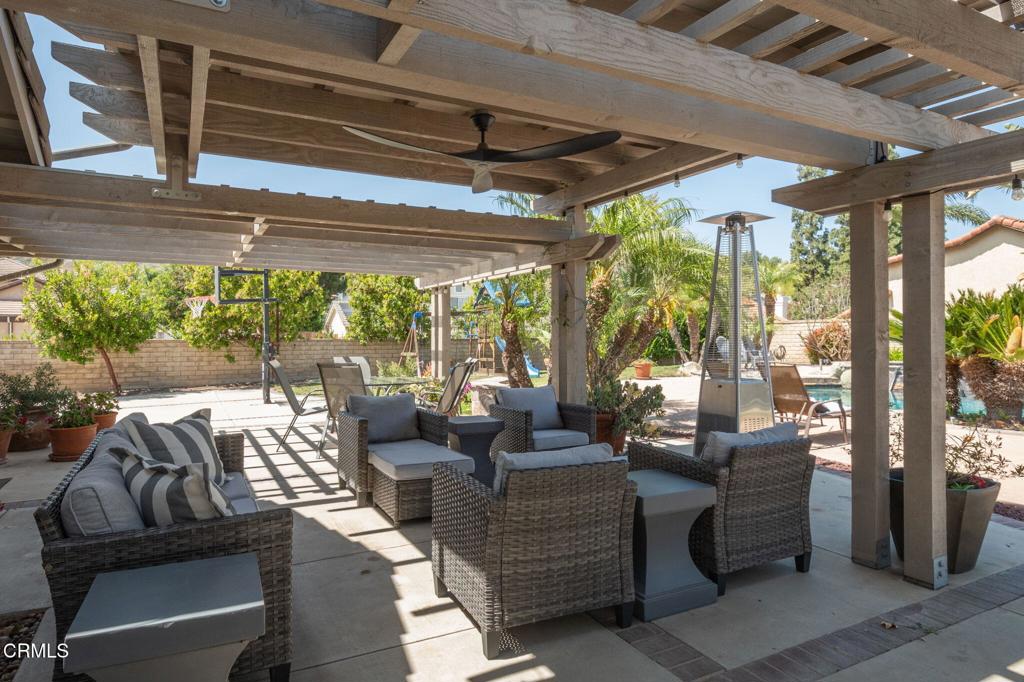 main property photo 41