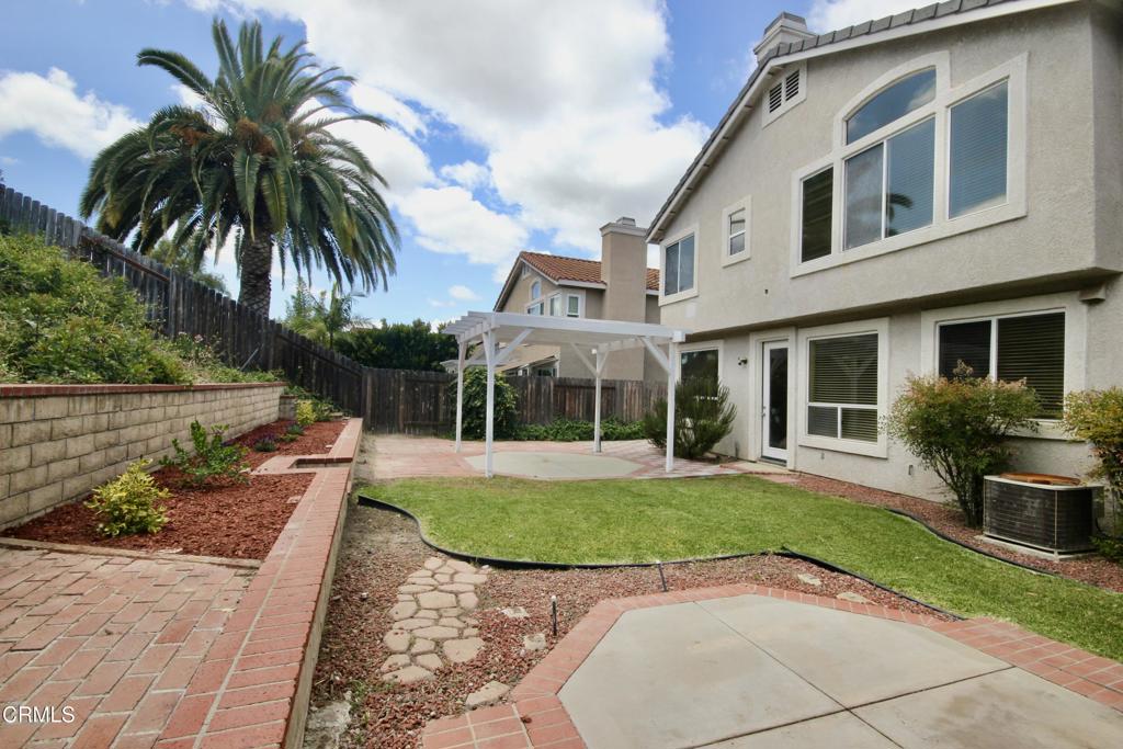 main property photo 28
