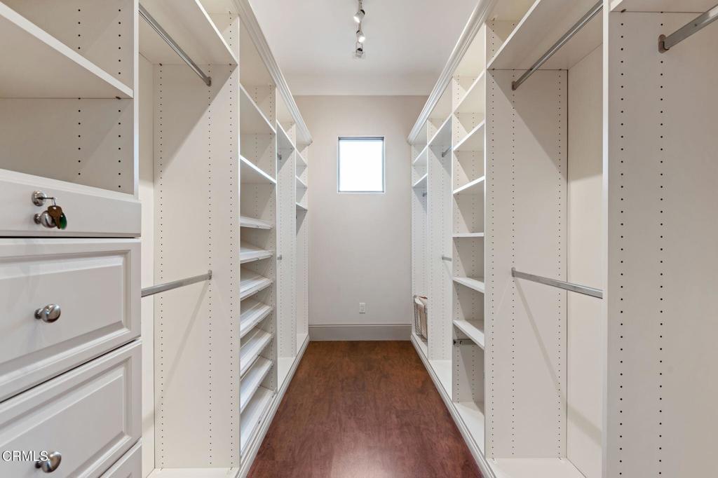 main property photo 60