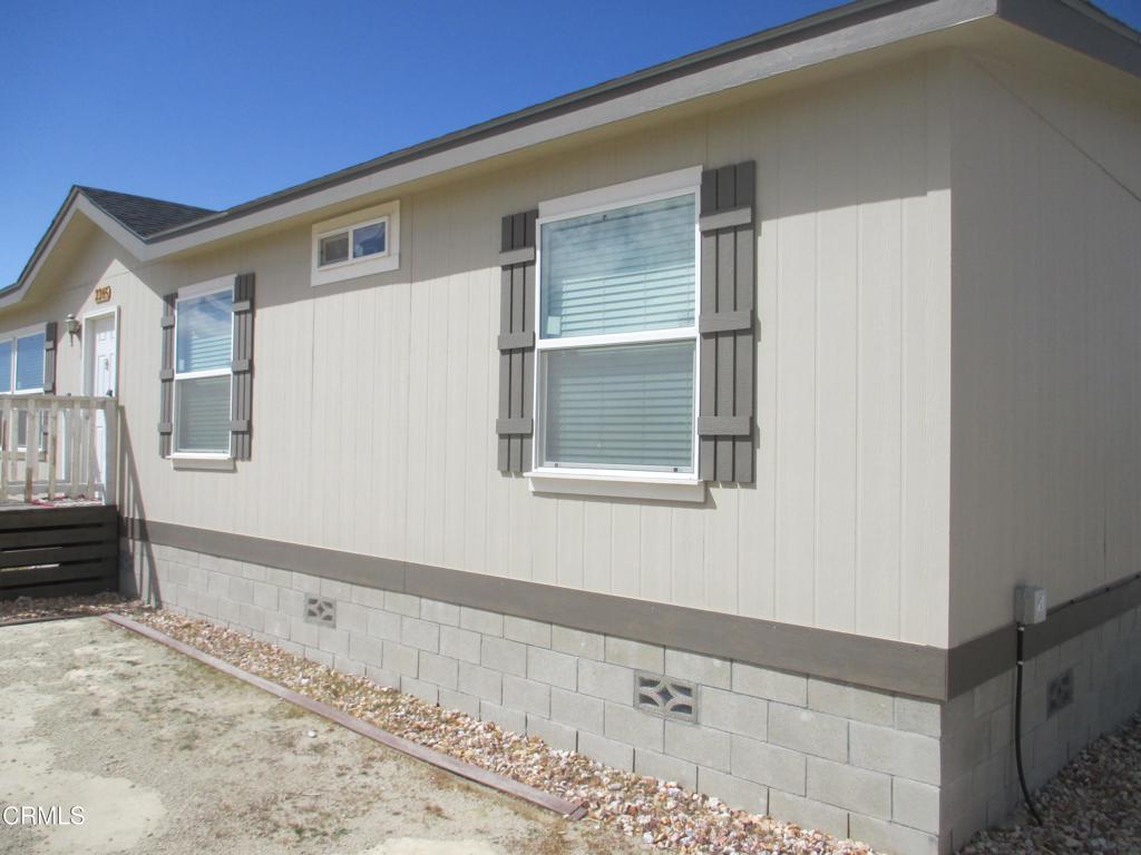 main property photo 28