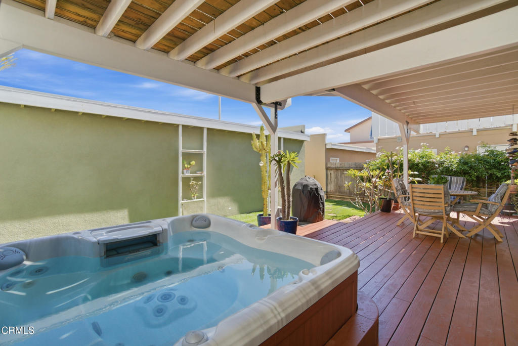 main property photo 20