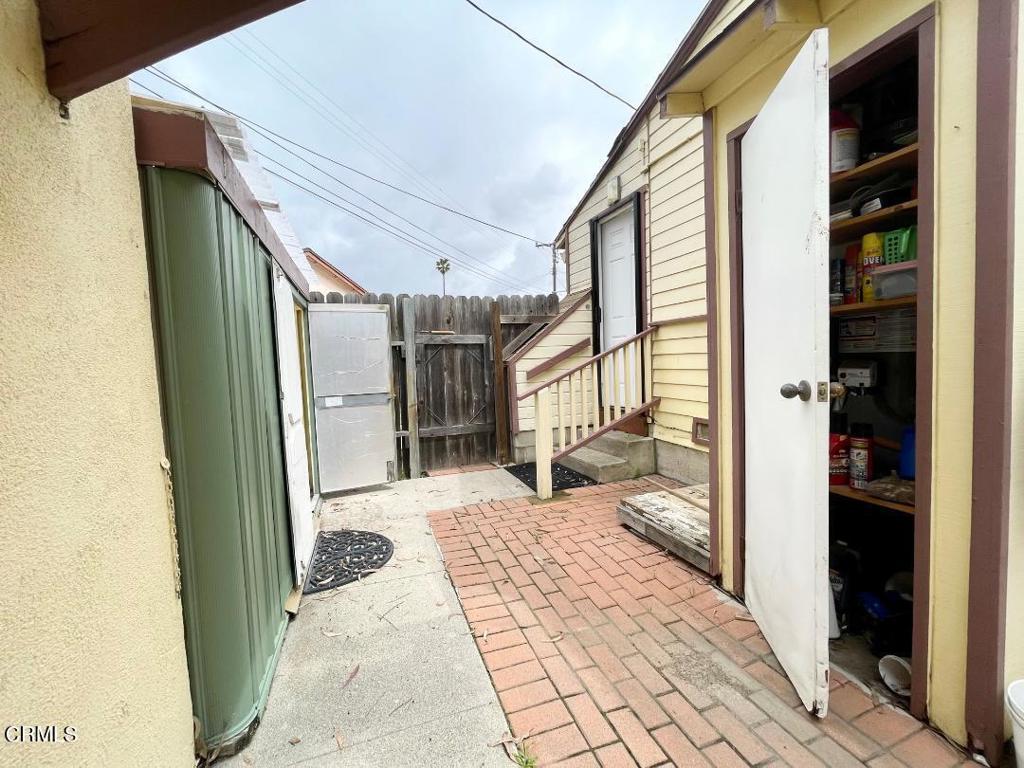 main property photo 14