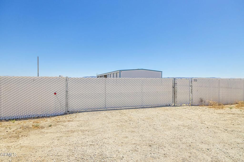 main property photo 36