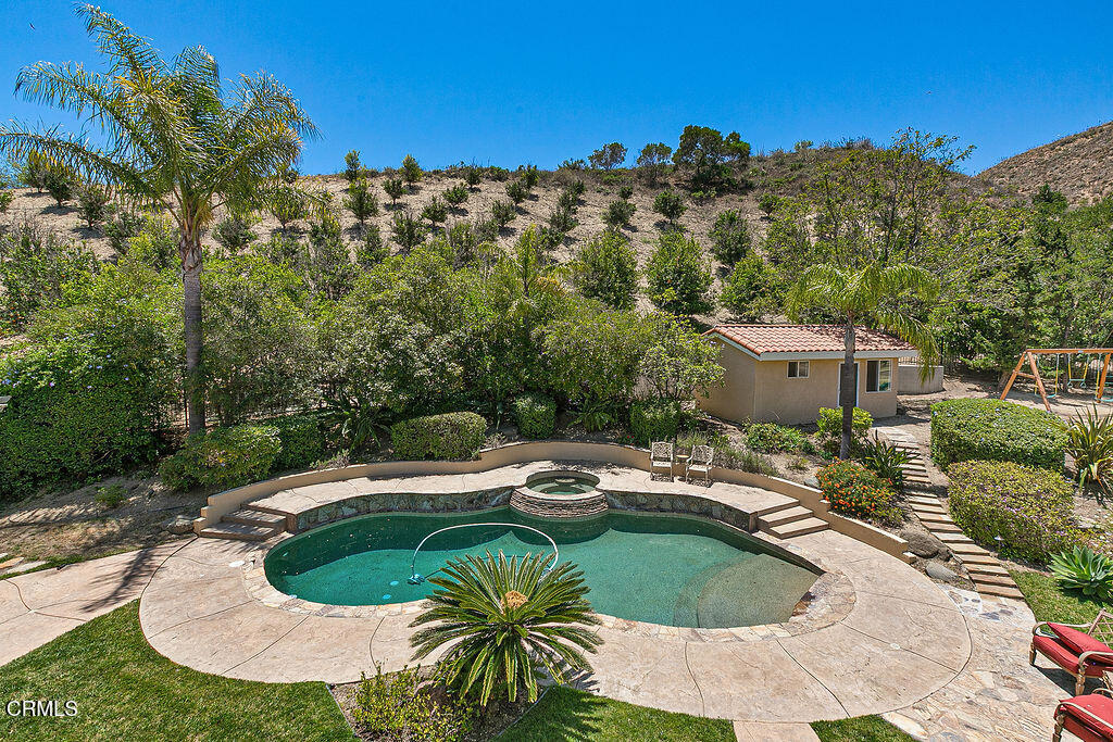 main property photo 50