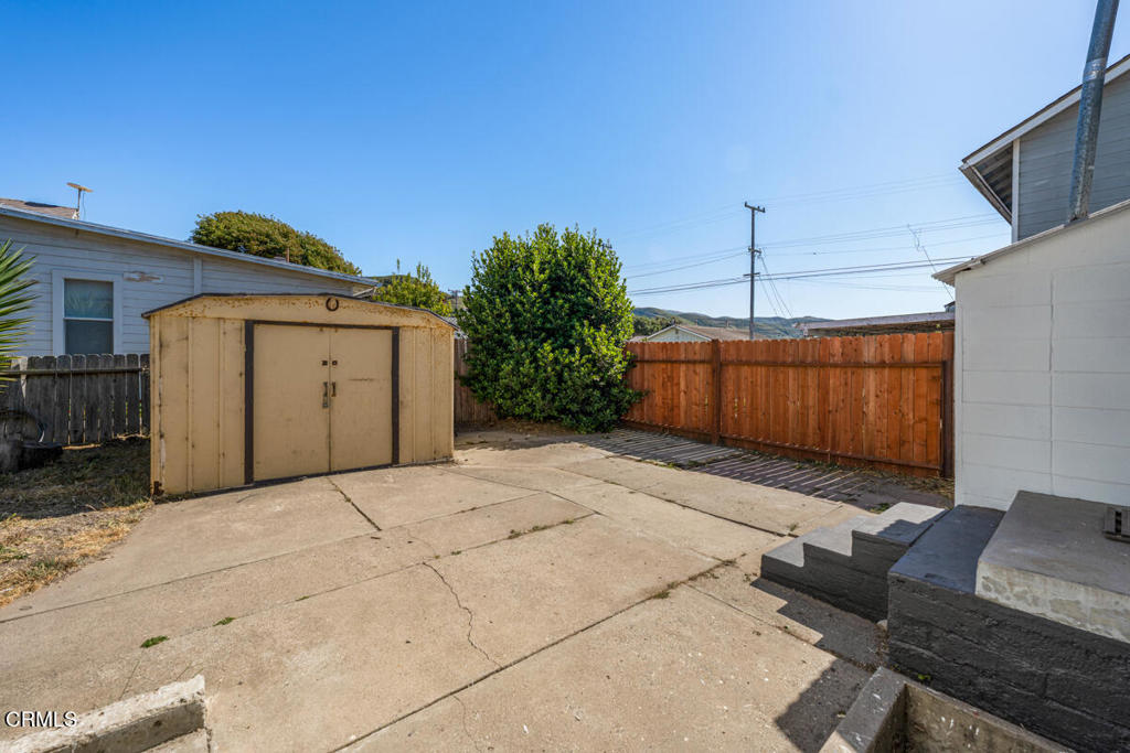 main property photo 29