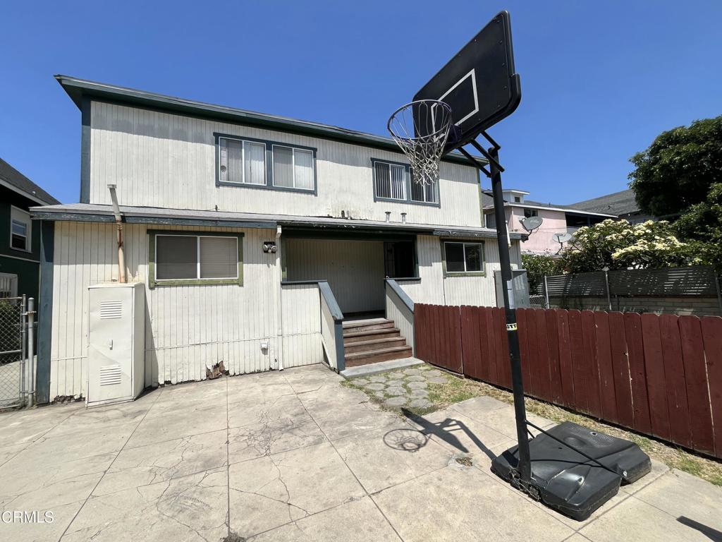 main property photo 13