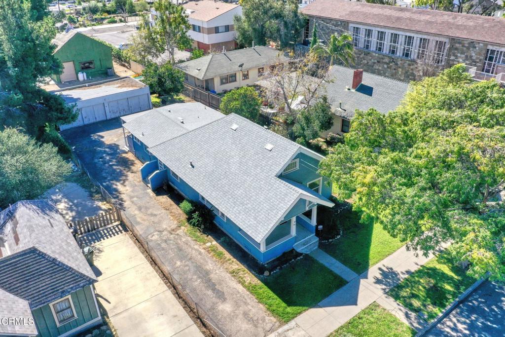 main property photo 40