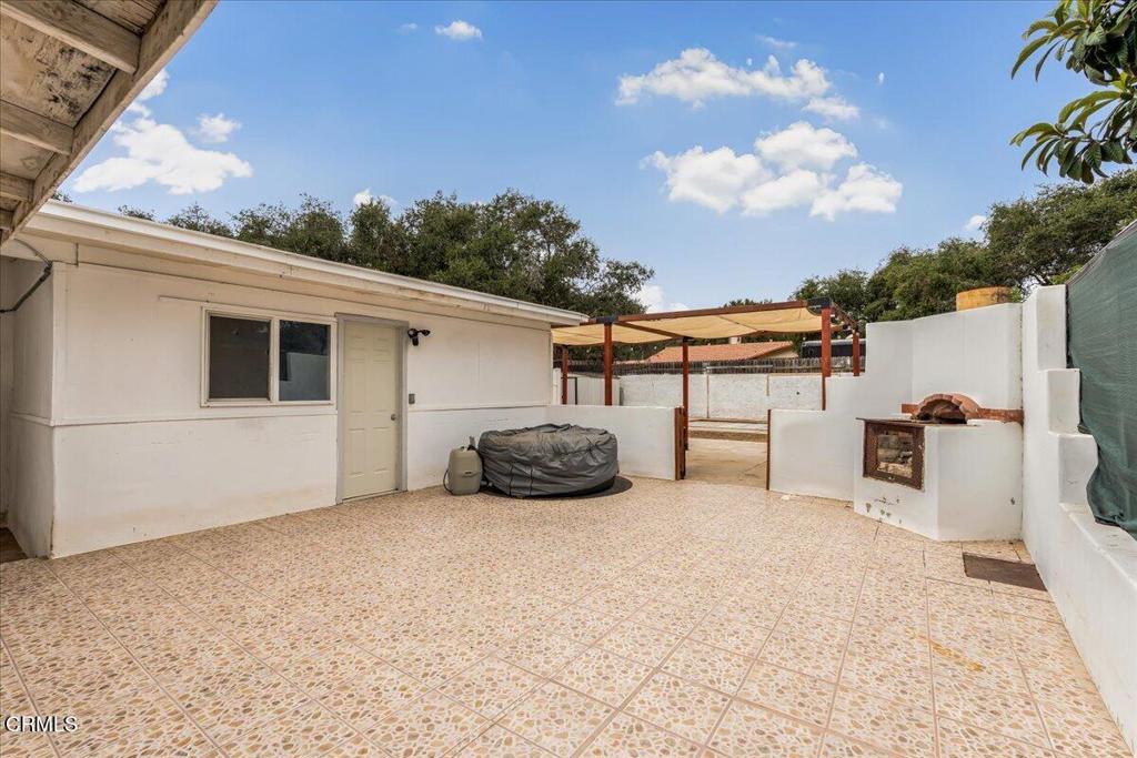 main property photo 40