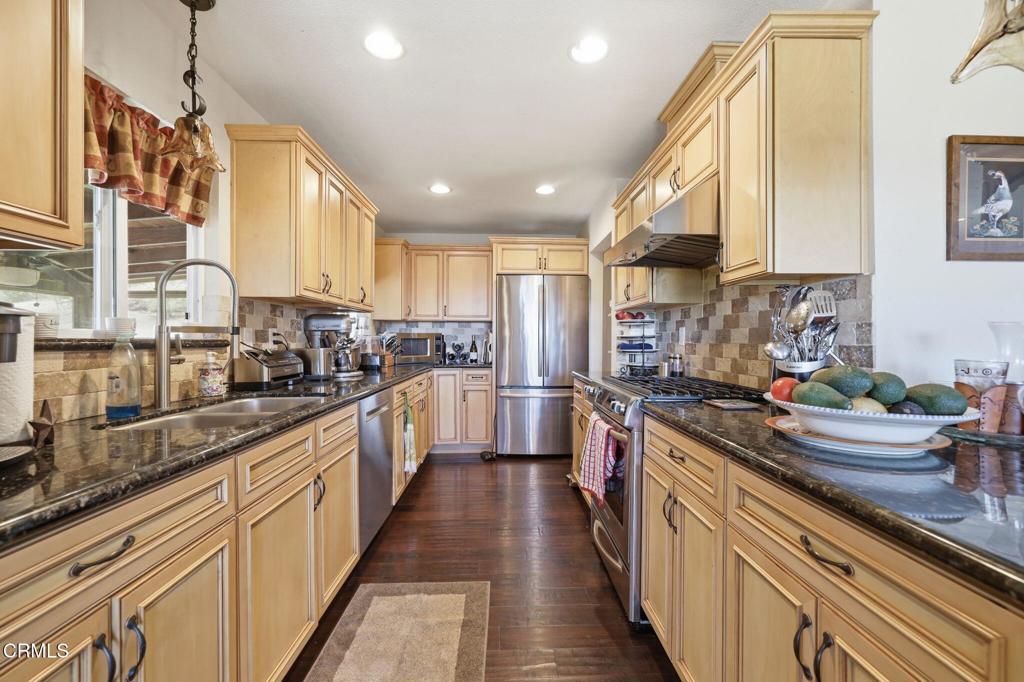 main property photo 17