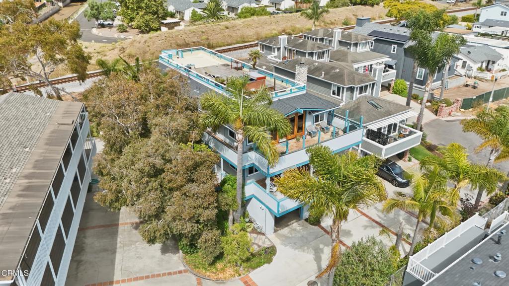 main property photo 53