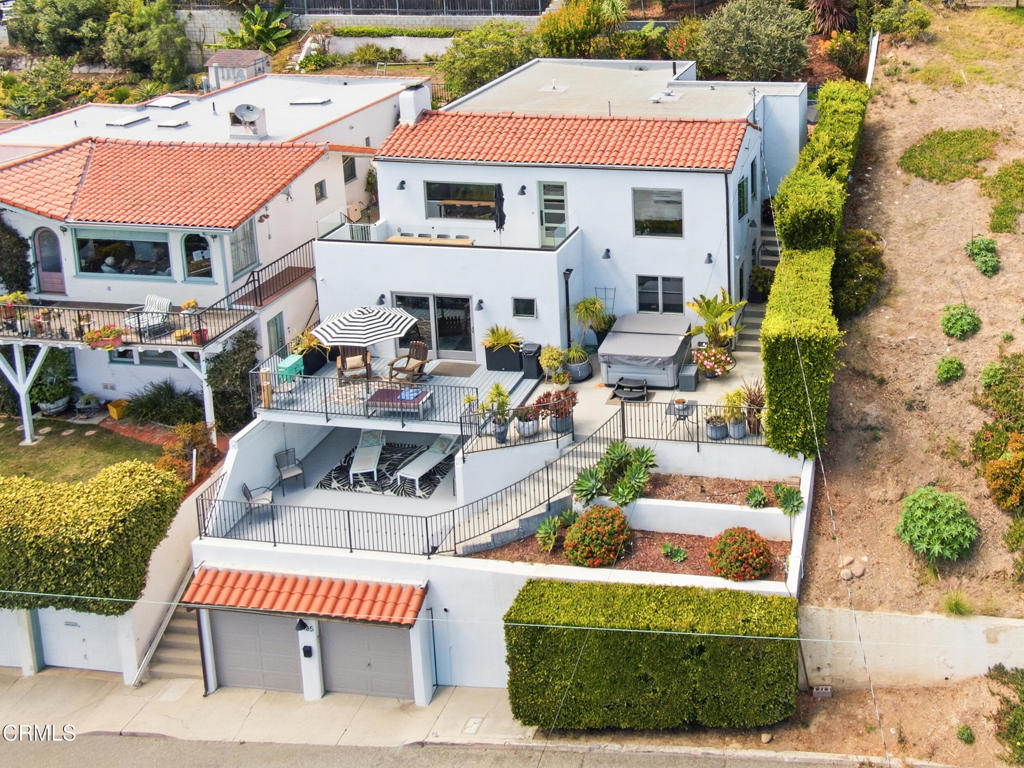 main property photo 34