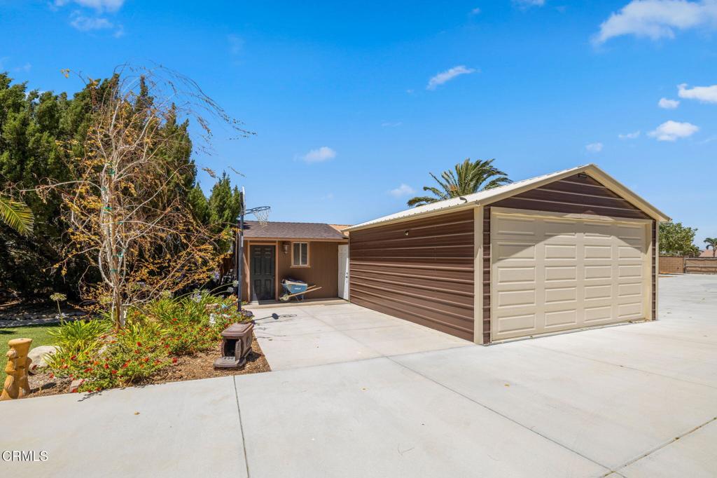 main property photo 59