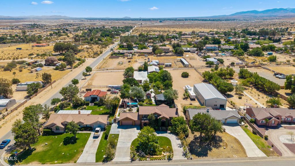 main property photo 9