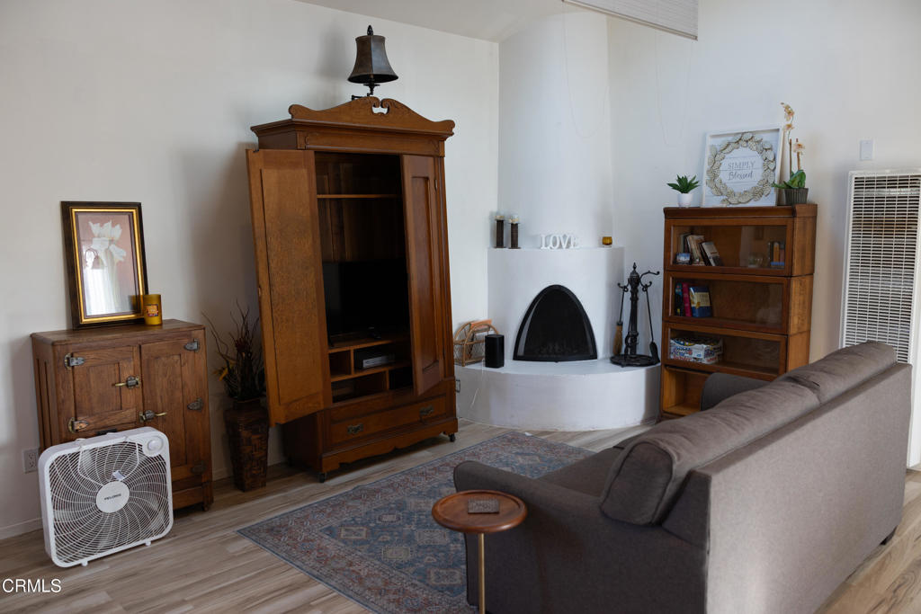 main property photo 7