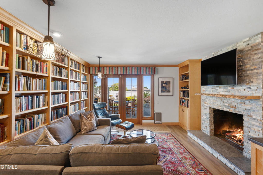 main property photo 12
