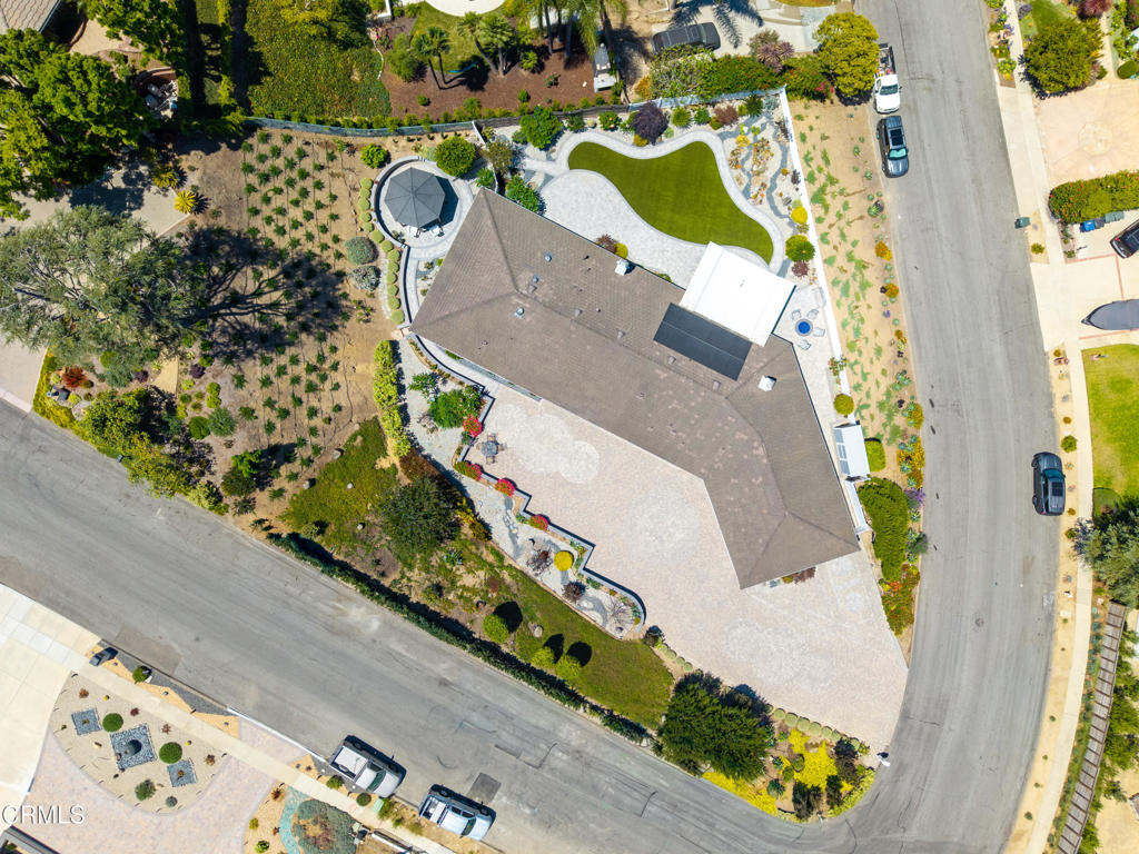 main property photo 30