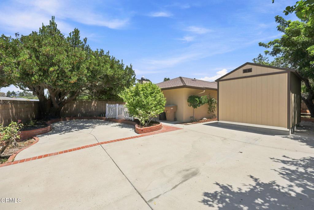main property photo 39