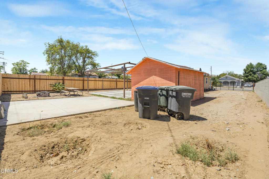 main property photo 36