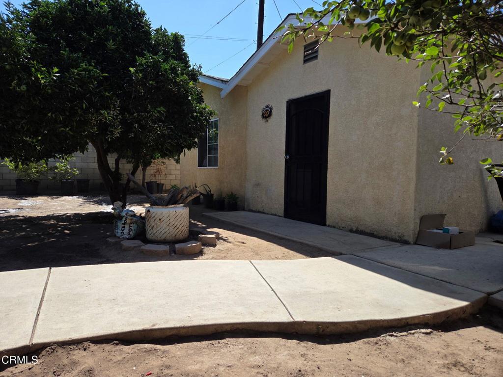 main property photo 16