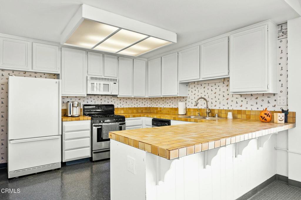 main property photo 66