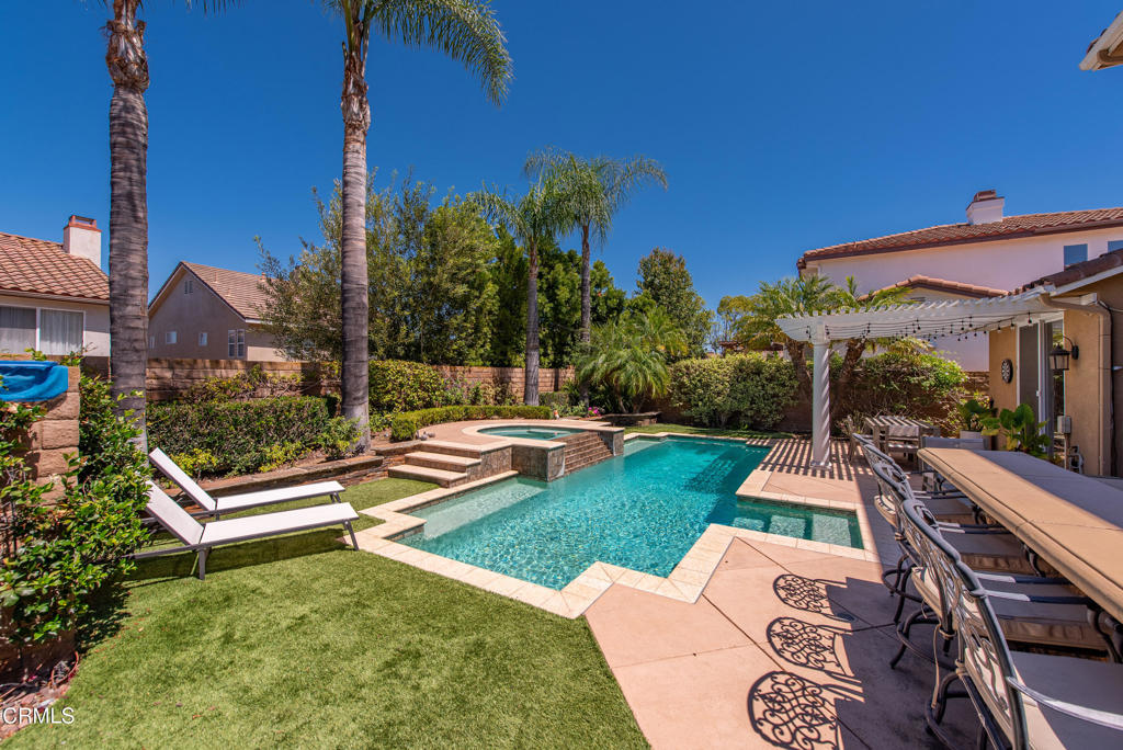 main property photo 50