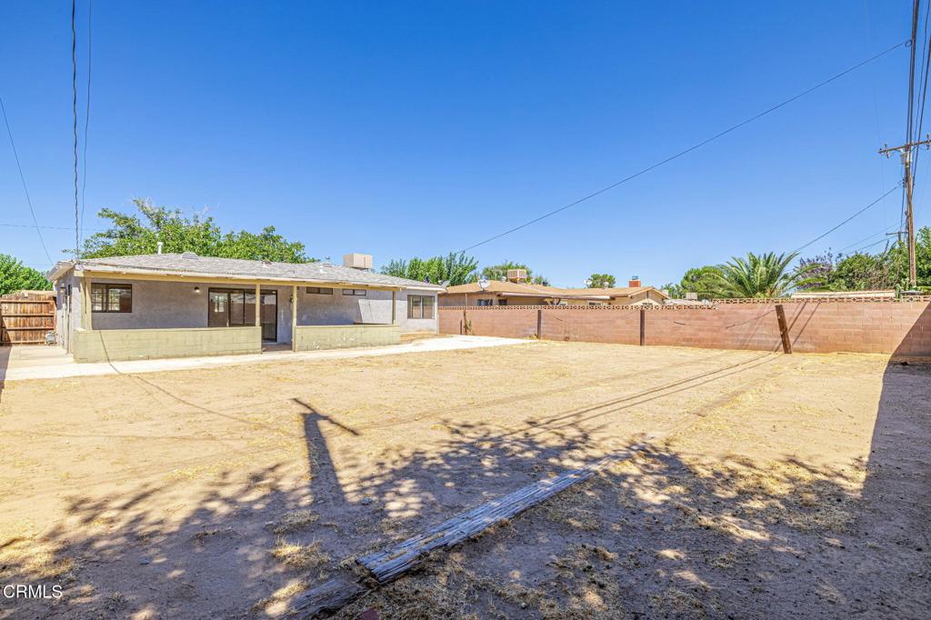 main property photo 28