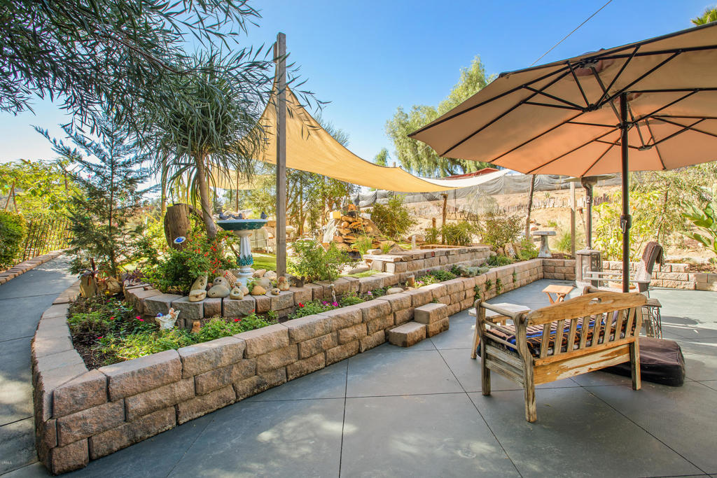 main property photo 18