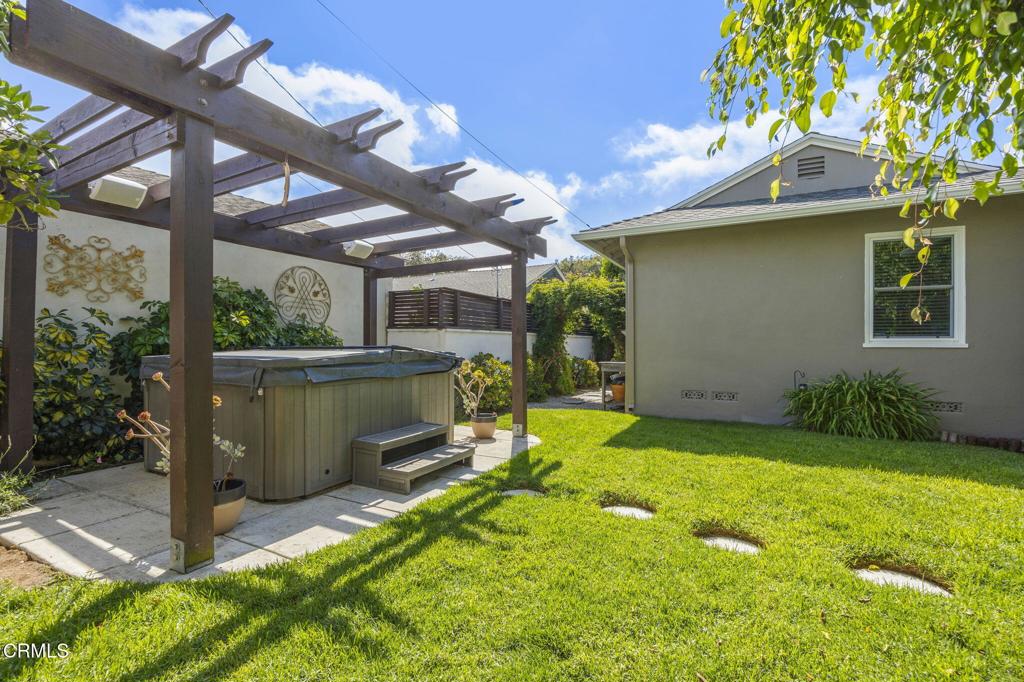 main property photo 38