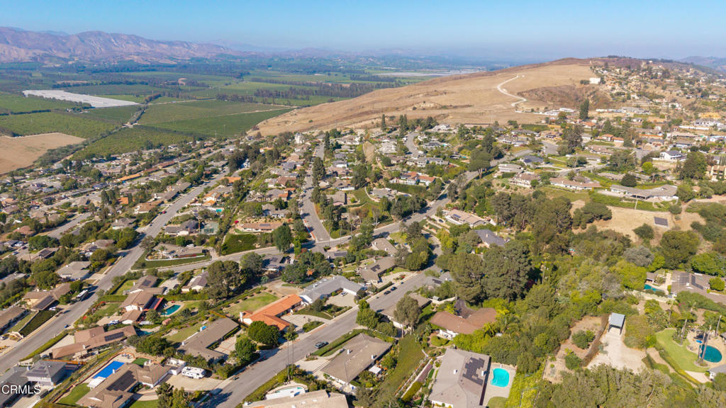 main property photo 40