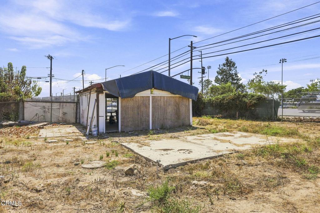 main property photo 16