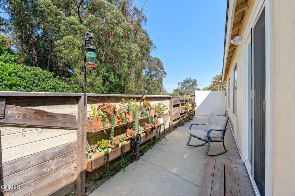 main property photo 50