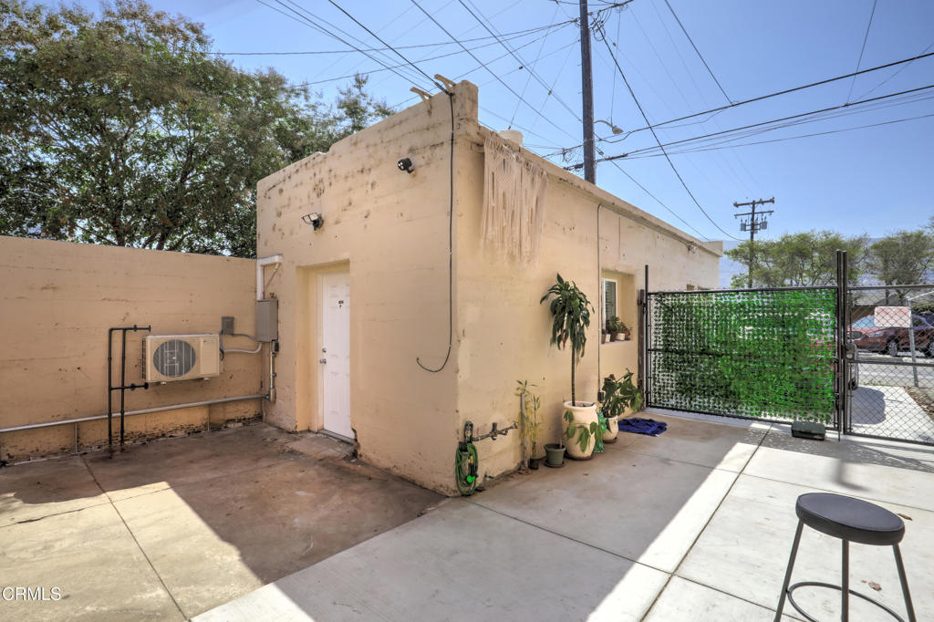 main property photo 11