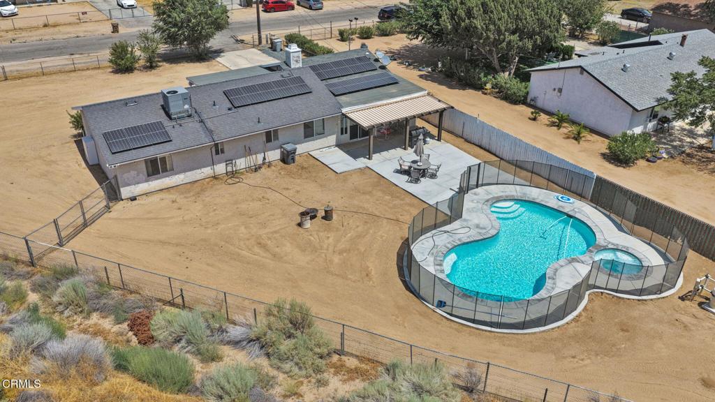 main property photo 23
