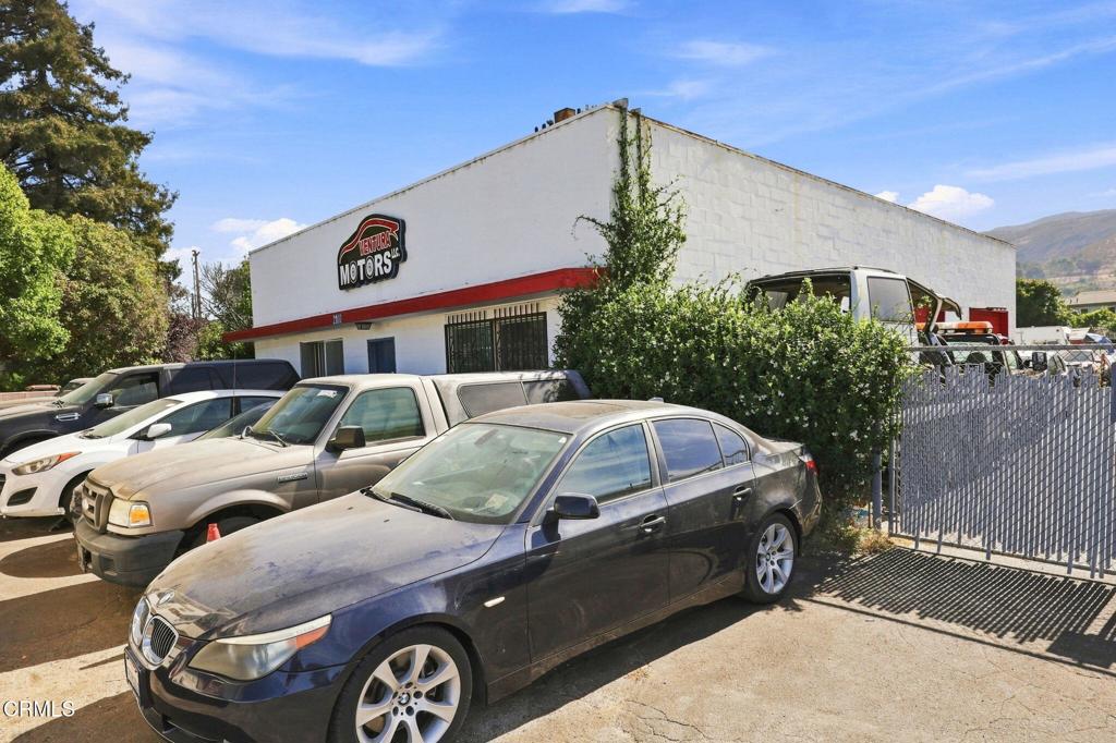 main property photo 2