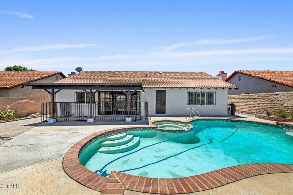 main property photo 35